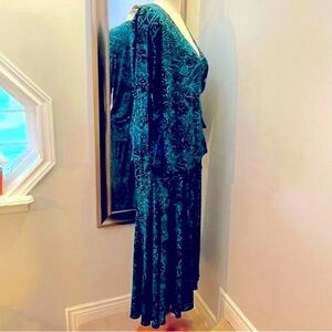 Coordinated set Chico’s wrap top with matching skirt. Size 3 or US 16.